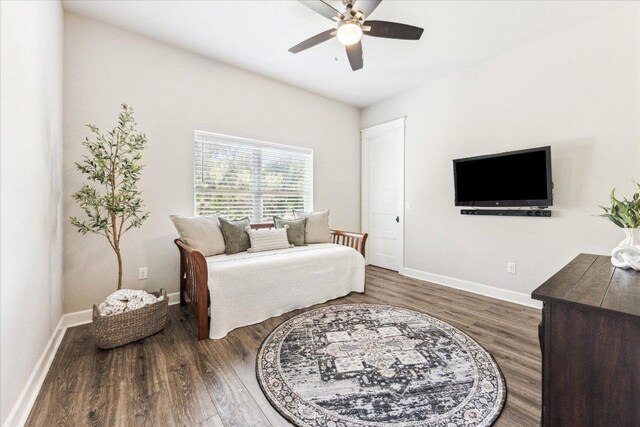 3204 Whitt Creek Trl, Leander, TX 78641 - living area with a ceiling fan, wood finished floors, and baseboards