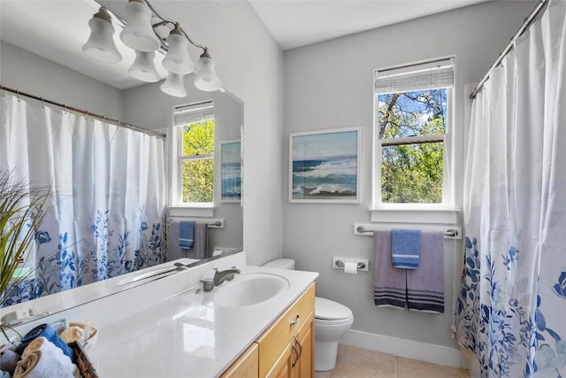 119 Maple Leaf Trl, Elgin, TX 78621 - full bath featuring vanity, tile patterned flooring, a chandelier, and a shower with shower curtain