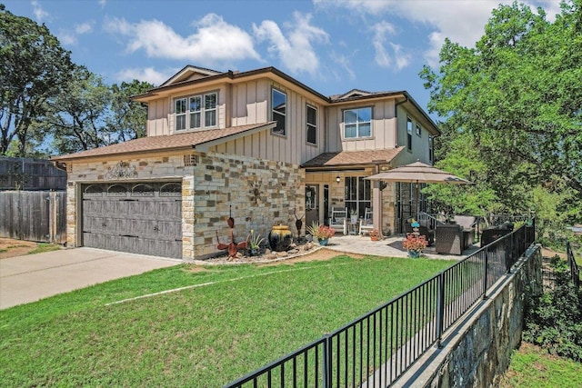 7404 Little Oak Cir, Lago Vista, TX 78645 - view of front of home with board and batten siding, driveway, and stone siding