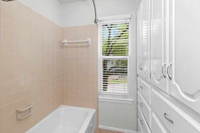 6013 Mountain Villa Dr, Austin, TX 78731 - full bathroom featuring bathing tub / shower combination and baseboards