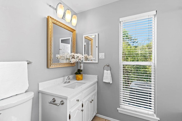 6013 Mountain Villa Dr, Austin, TX 78731 - bathroom with vanity and toilet
