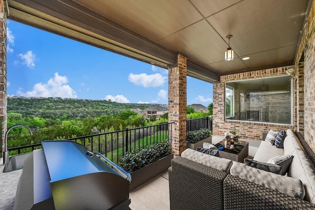 12325 Labrador Bay Ct, Austin, TX 78732 - balcony featuring outdoor lounge area