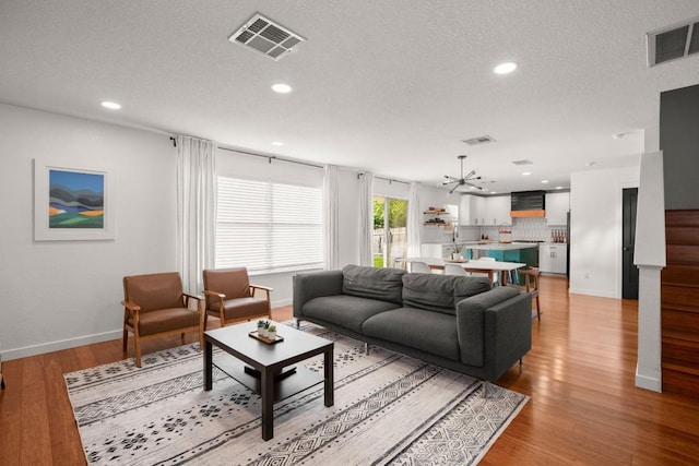 12305 Kelton Dr, Austin, TX 78754 - photo 5