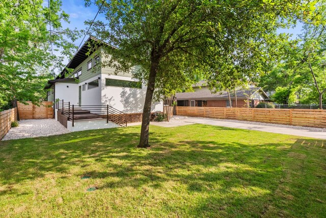 5607 Jim Hogg Ave, Austin, TX 78756 - view of yard