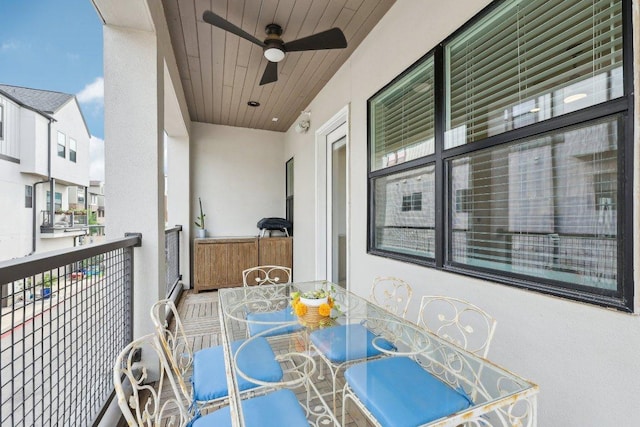 3901 Vantage Dr, Austin, TX 78731 - balcony featuring ceiling fan and outdoor dining space