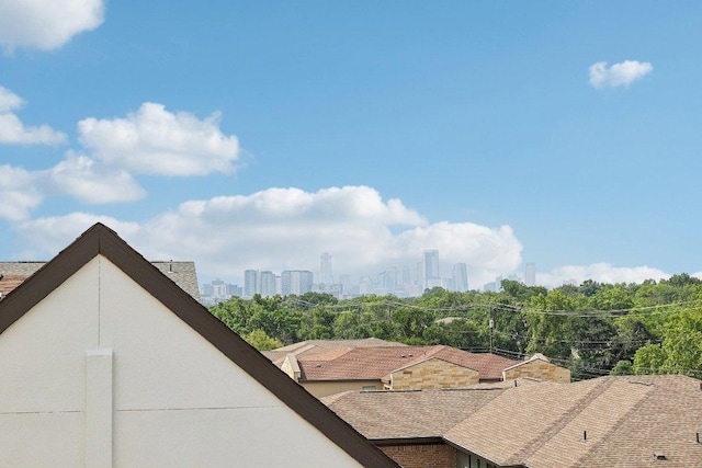 3901 Vantage Dr, Austin, TX 78731 - exterior view of a view of skyline