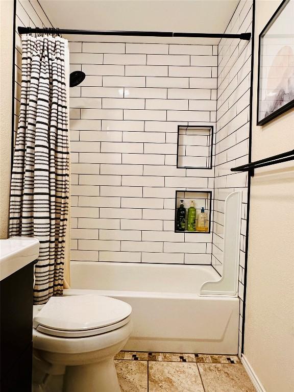 16903 Isle Of Man Rd, Pflugerville, TX 78660 - full bath with shower / bath combination with curtain, toilet, and vanity