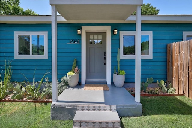 1616 Webberville Rd Unit A, Austin, TX 78721 - doorway to property with a porch