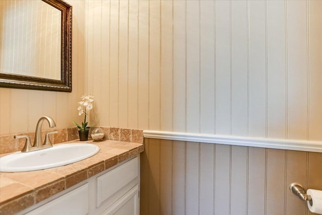 8007 Davis Mountain Cv, Austin, TX 78726 - bathroom with vanity