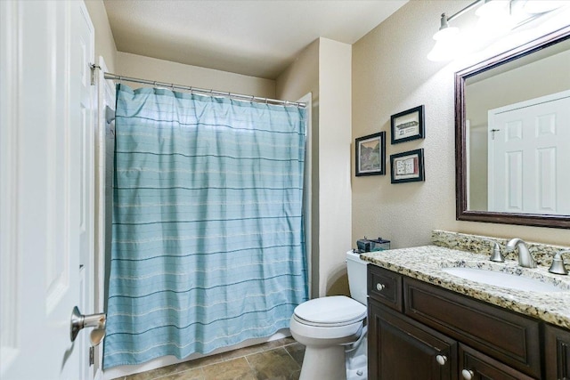 8007 Davis Mountain Cv, Austin, TX 78726 - full bath with vanity, toilet, and a shower with curtain