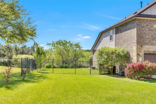 4829 Pyrenees Pass, Austin, TX 78738 - view of yard