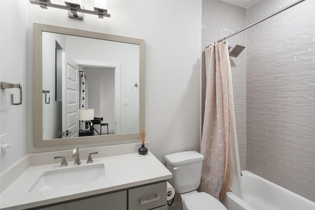 505 Woodside Ter, Austin, TX 78738 - bathroom with toilet, vanity, and shower / bath combo