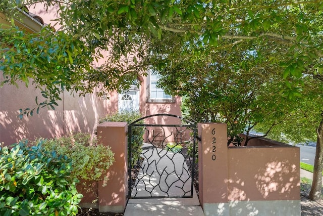6220 Seville Dr, Austin, TX 78724 - gate with a fenced front yard