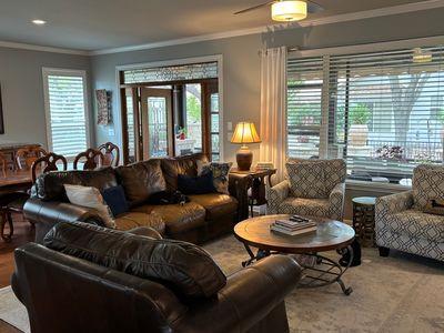 122 Camp Dr, Georgetown, TX 78633 - living room featuring ornamental molding