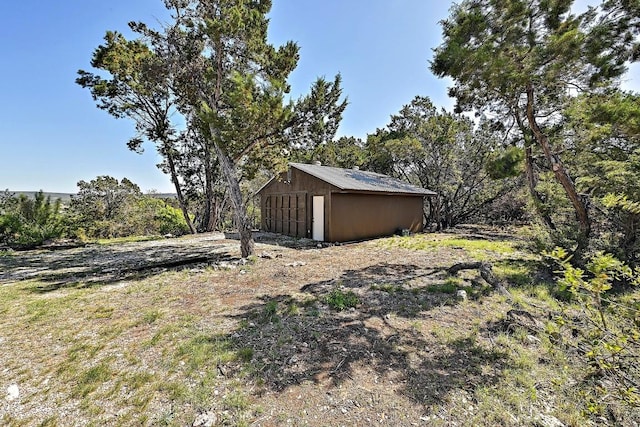 20802 Dawn Dr, Lago Vista, TX 78645 - view of yard with an outdoor structure and a pole building
