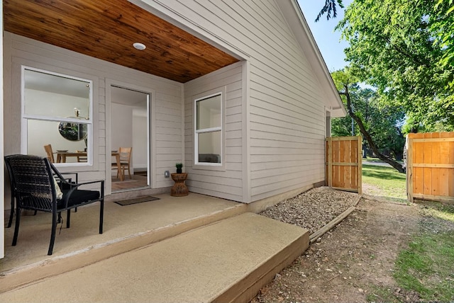 9005 Quail Creek Dr, Austin, TX 78758 - entrance to property featuring a patio area