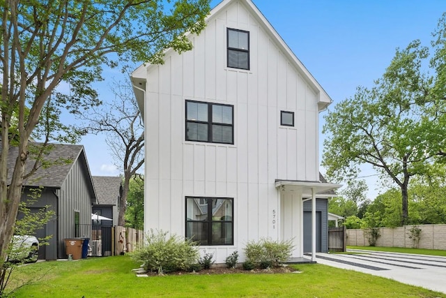 5701 Tura Ln Unit 1, Austin, TX 78721 - photo 1