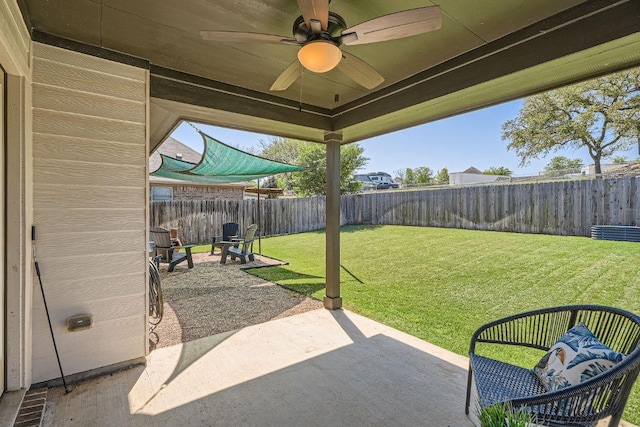 2013 Garretts Way, Manchaca, TX 78652 - view of patio / terrace with a ceiling fan