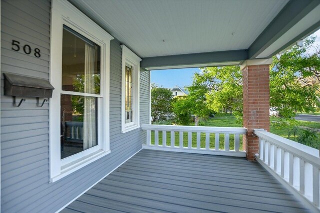 508 S Walnut St, Georgetown, TX 78626 - photo 7