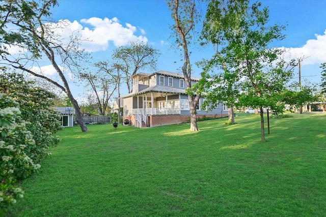 508 S Walnut St, Georgetown, TX 78626 - view of green lawn with stairway