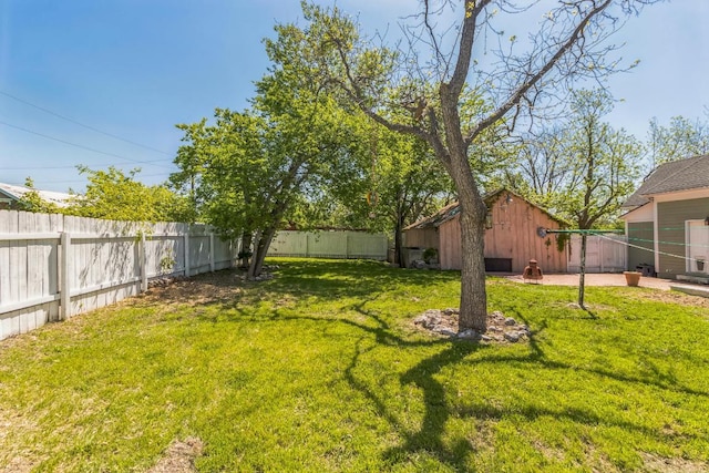 1132 W Clark St, Bartlett, TX 76511 - view of yard