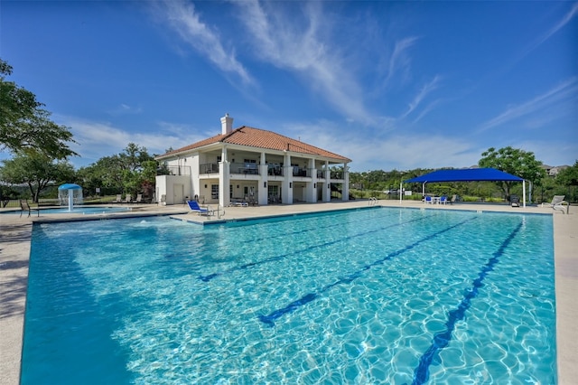 103 Aria Rdg Unit 902, Austin, TX 78738 - community pool featuring a patio