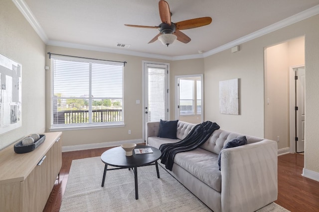 103 Aria Rdg Unit 902, Austin, TX 78738 - living room featuring wood finished floors, crown molding, and a ceiling fan
