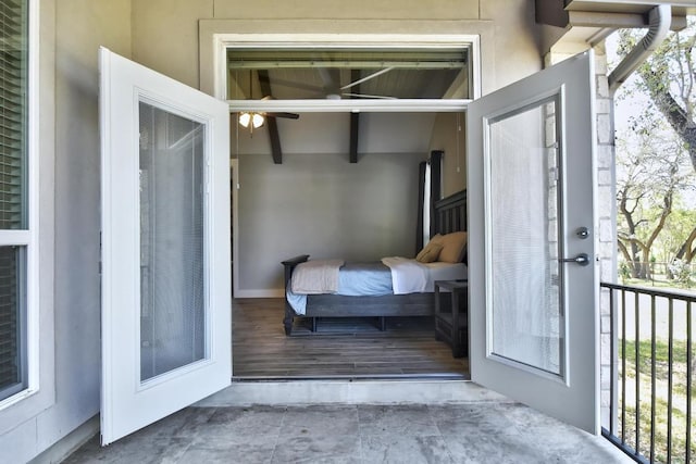 1609 Havenwood Blvd, New Braunfels, TX 78132 - doorway to property featuring stucco siding