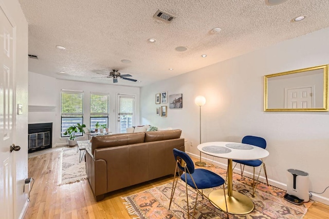 1404 Norwalk Ln Unit 207, Austin, TX 78703 - photo 3