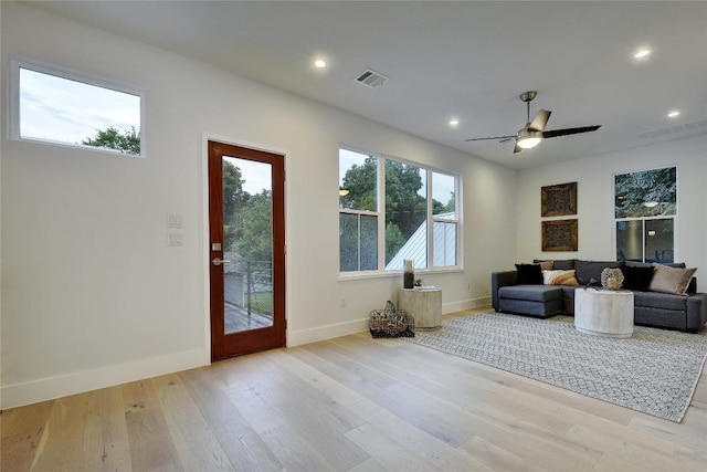 5001 Shoal Creek Blvd, Austin, TX 78756 - living area featuring wood finished floors, recessed lighting, and a ceiling fan