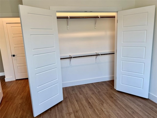 1811 Webberville Rd Unit 1206, Austin, TX 78721 - view of closet