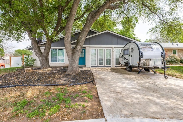 6309 Woodhue Dr, Austin, TX 78745 - photo 1