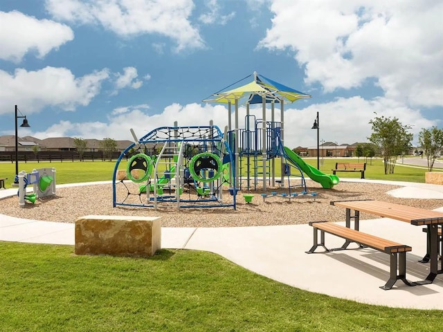 506 Windy Reed Rd, Hutto, TX 78634 - view of community play area