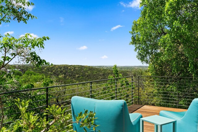 5322 Western Hills Dr, Austin, TX 78731 - balcony with a forest view