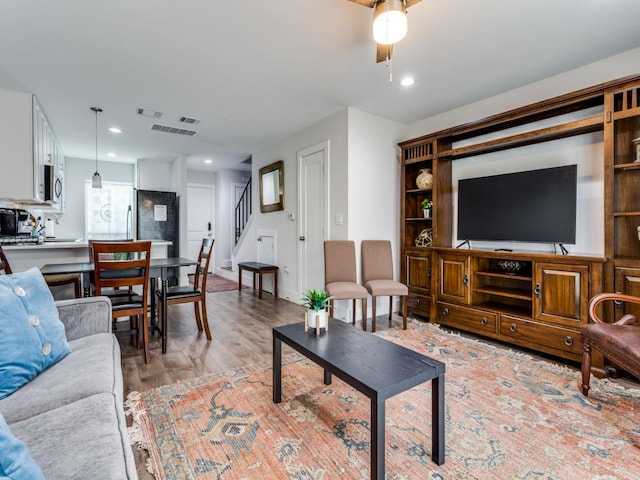 3806 Southway Dr Unit 102, Austin, TX 78704 - photo 2