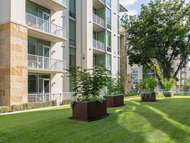 1600 Barton Springs Rd Unit 5503, Austin, TX 78704 - view of apartment building / complex