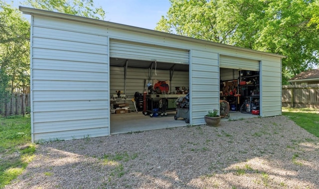 708 W Prairie Lea St, Lockhart, TX 78644 - photo 33