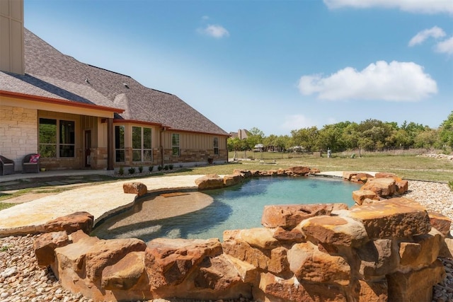 617 Chama Trce, Dripping Springs, TX 78620 - swimming pool featuring a patio