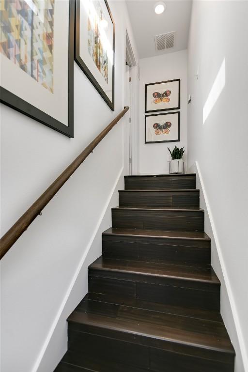 1302 Delano St Unit B, Austin, TX 78721 - photo 7