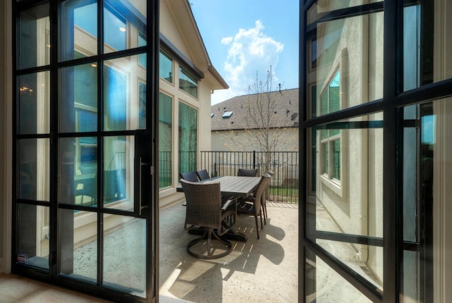 balcony with outdoor dining space