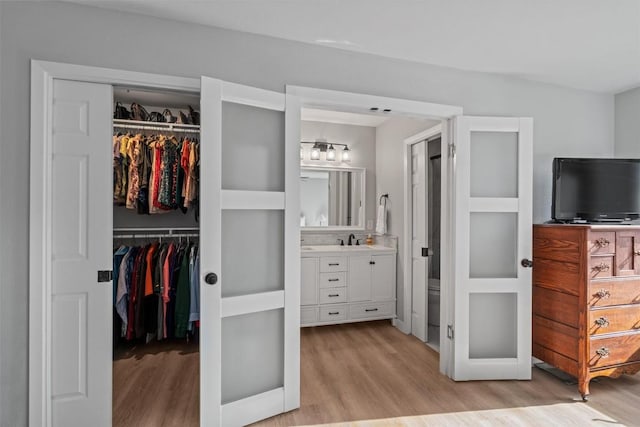 11605 Gunsmoke Cir, Austin, TX 78750 - closet featuring a sink