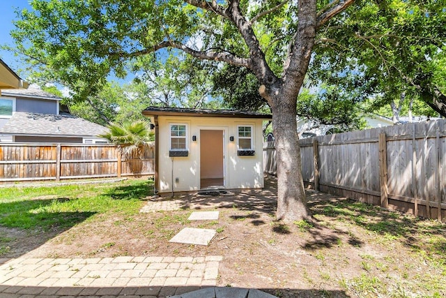 15811 De Peer Cv, Austin, TX 78717 - view of shed featuring a fenced backyard