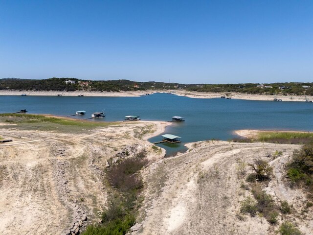 160 Lakefront Dr, Point Venture, TX 78645