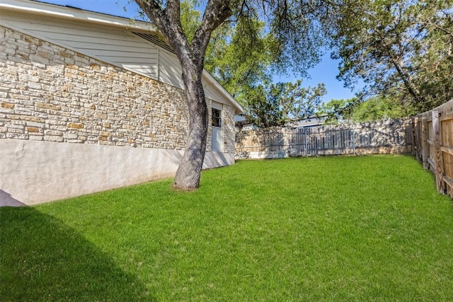 3004 Boone Dr, Lago Vista, TX 78645 - view of fenced backyard