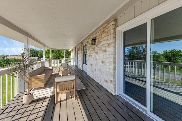 3004 Boone Dr, Lago Vista, TX 78645 - deck with an outdoor hangout area