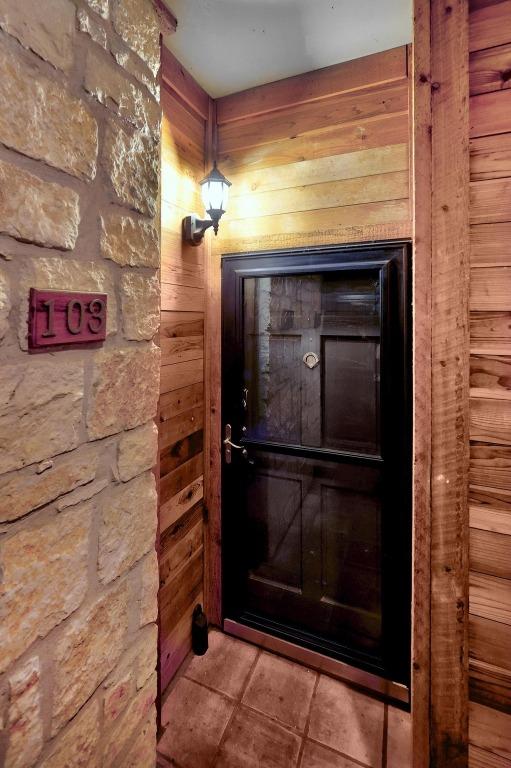 8200 Neely Dr Unit 103, Austin, TX 78759 - view of exterior entry