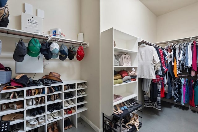 4105 Gandara Bnd, Austin, TX 78738 - view of spacious closet