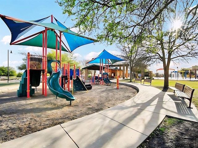 136 Gamble St, Buda, TX 78610 - view of community play area