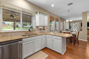 227 Primrose Dr, Kyle, TX 78640 - photo 18