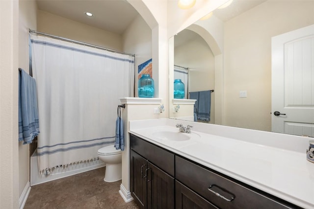 109 Lombardia Dr, Lakeway, TX 78734 - full bathroom featuring vanity and curtained shower